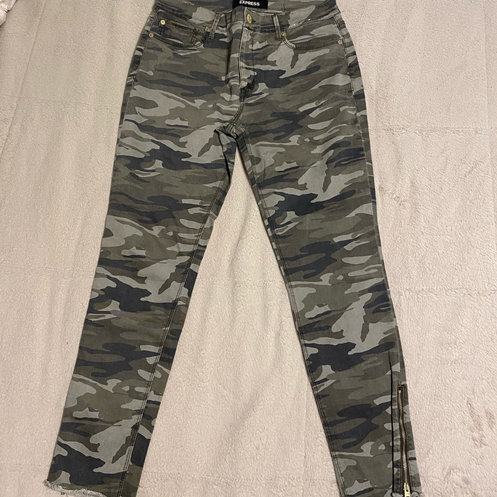 Express Camo Jean Legging